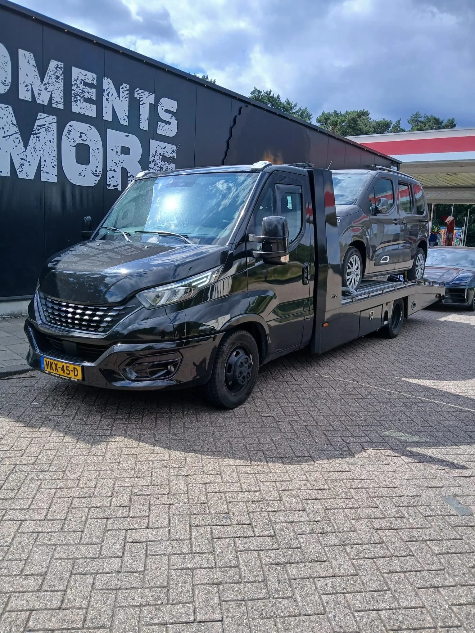 Autotransport onderweg naar Italië