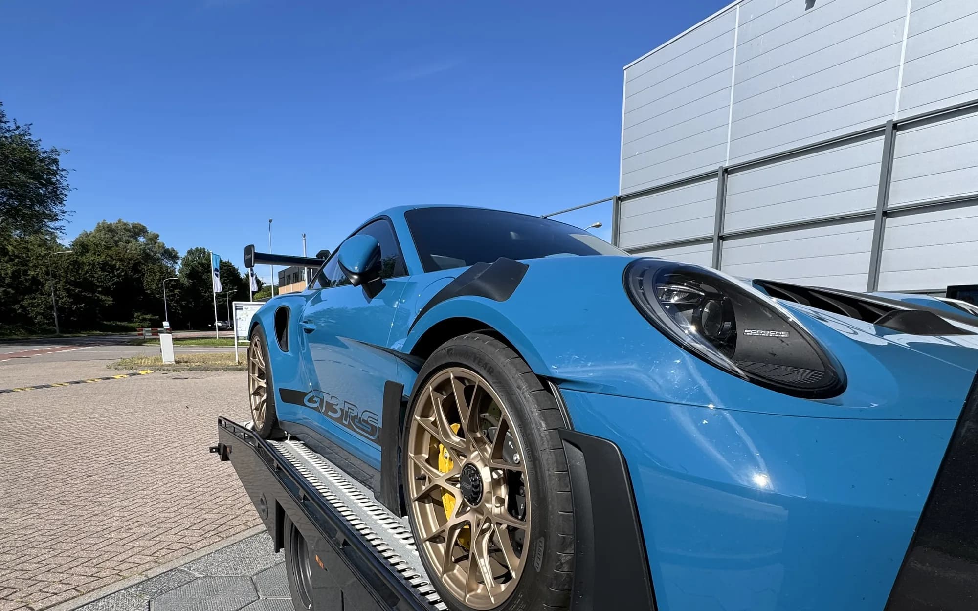 Porsche 911 GT3 RS naar Málaga: spoedlevering binnen 24 uur
