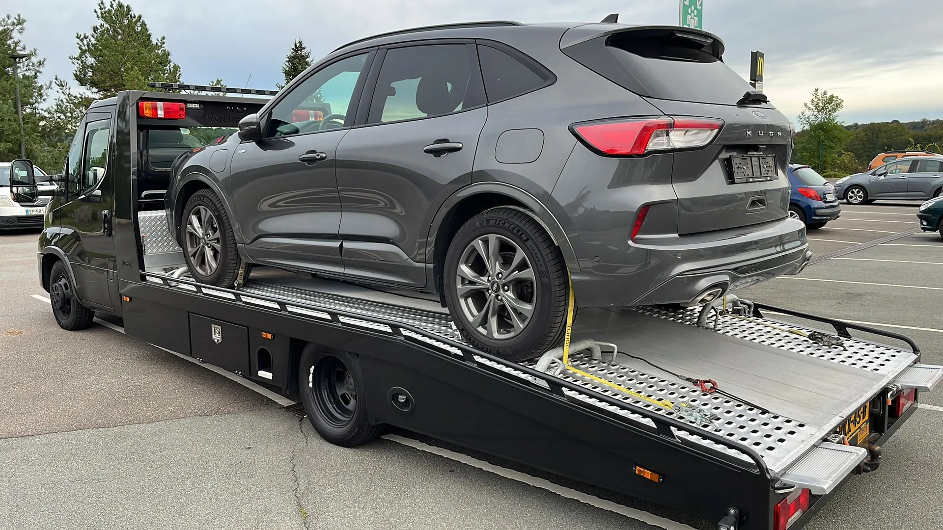 Open autotransport oprijwagen WeMoveCars